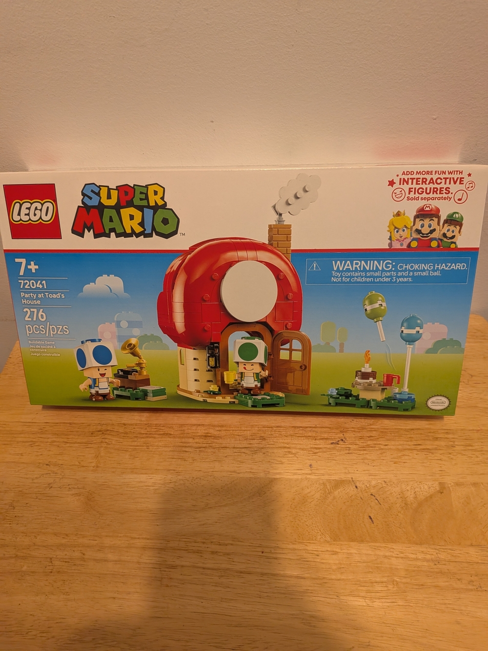 LEGO Super Mario Red and White Mushroom House Playset